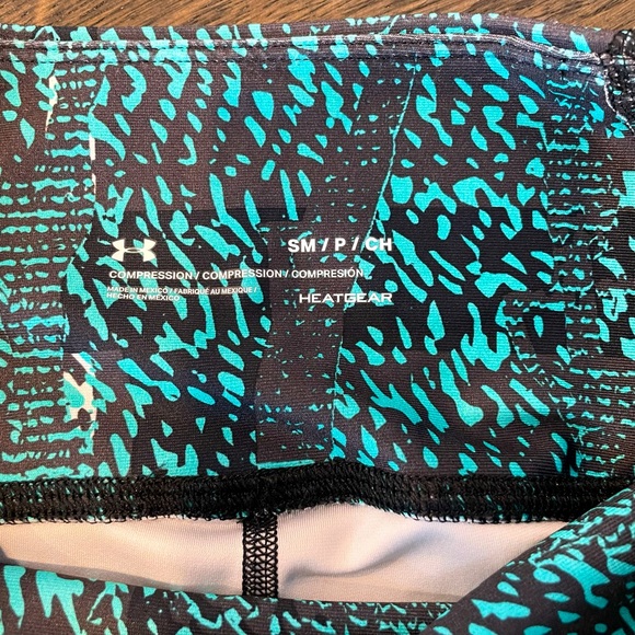 Under Armour Heat Gear Compression Workout leggings Aqua  SM/P/CH. - Picture 4 of 5